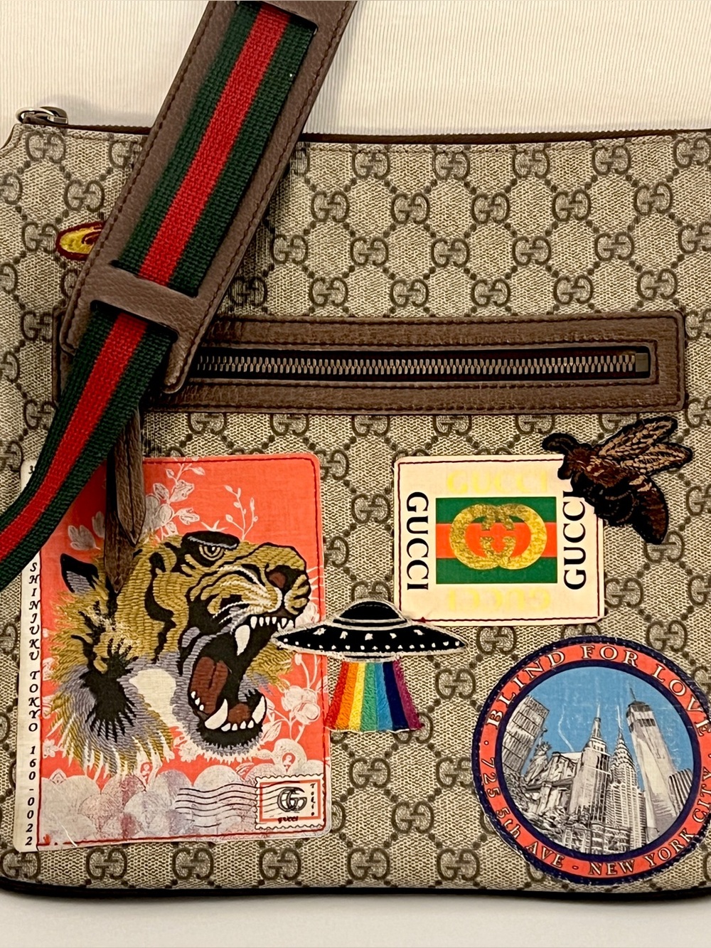 Gucci GG Soft Supreme Monogram Courrier Web Messenger Bag Beige Acero Multicolor